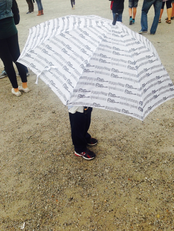 The day we saw the Philharmonic was rainy. Martin got a new umbrella!